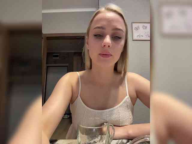 PrettyKatea Live Webcam on BongaCams