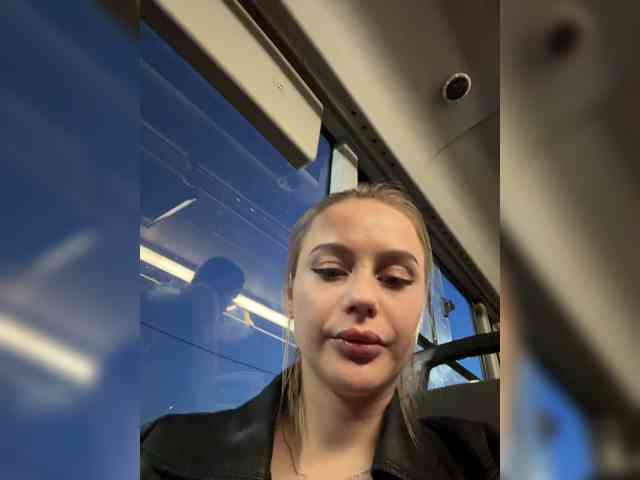 Live stream of PrettyKatea