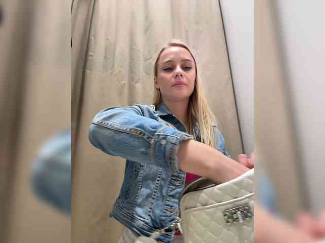Modèle: _Katrinka_