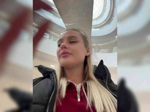 PrettyKatea Live Webcam on BongaCams