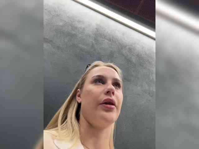 Modèle: _Katrinka_