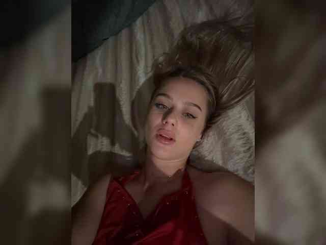 PrettyKatea - Girl 