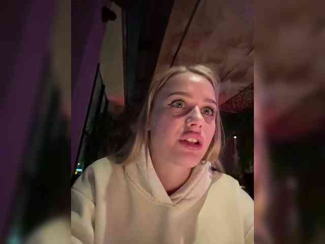 PrettyKatea Live Webcam on BongaCams