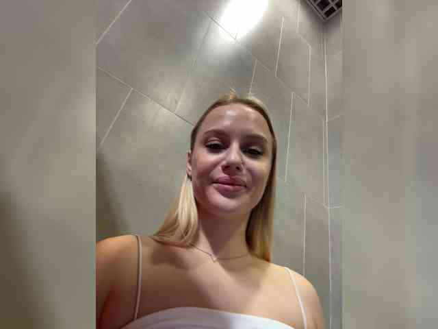 Modèle: _Katrinka_
