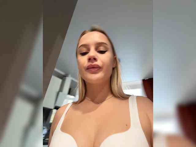 Modèle: _Katrinka_