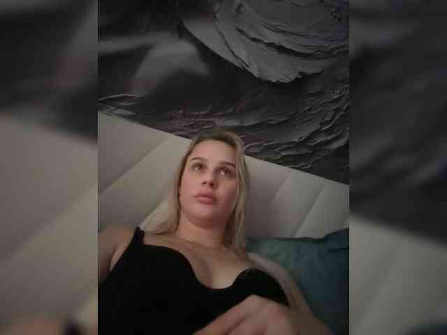 Modèle: _Katrinka_