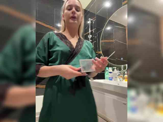 Modèle: _Katrinka_