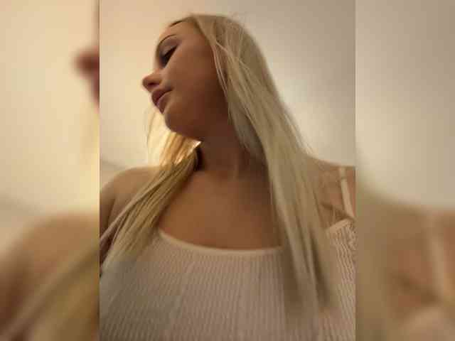 PrettyKatea Live Webcam on BongaCams