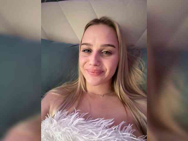 Modèle: _Katrinka_
