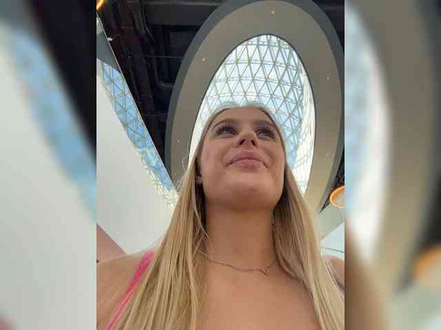 Modèle: _Katrinka_