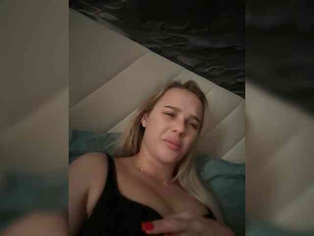 Modèle: _Katrinka_