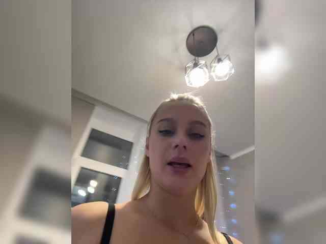 Modèle: _Katrinka_