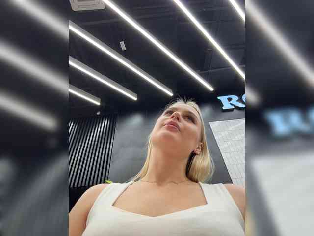Model: _Katrinka_