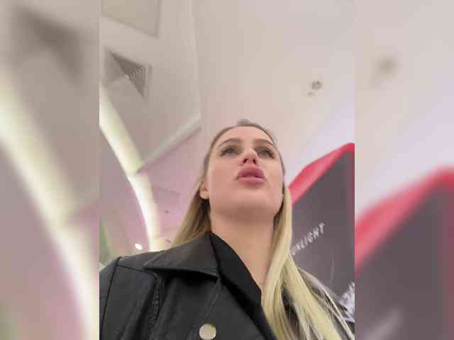 PrettyKatea Live Webcam on BongaCams