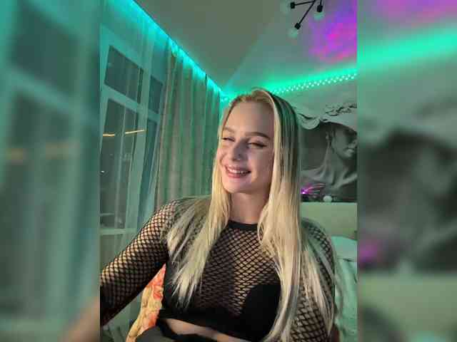 PrettyKatea - Girl 