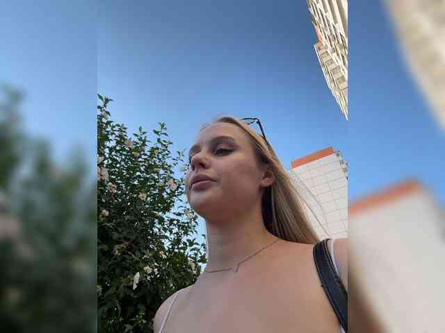 Modèle: _Katrinka_