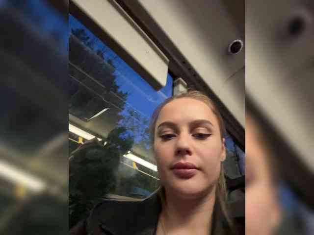 Live stream of PrettyKatea