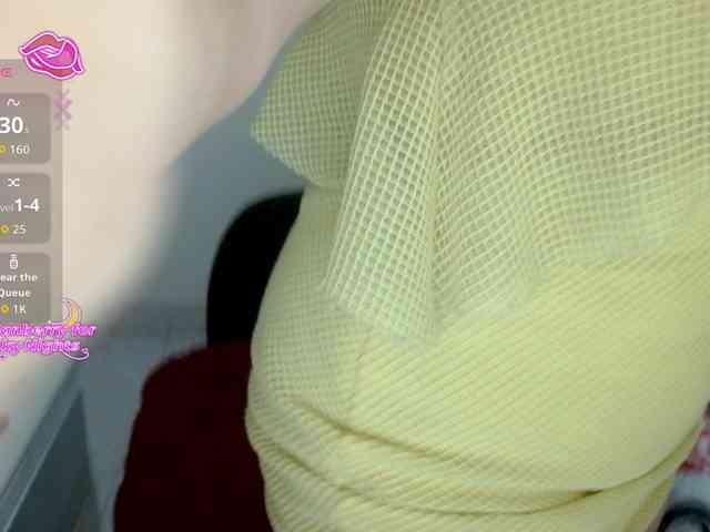DannyXXXmom webcam