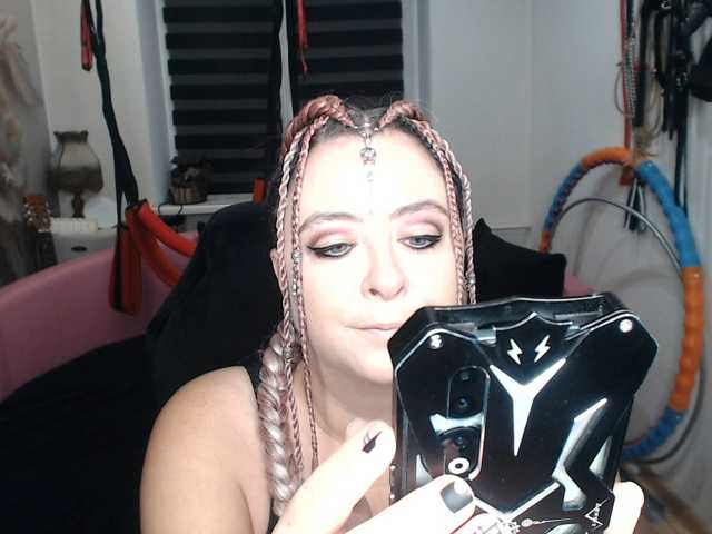 missGODDESS, en vivo ahora en BongaCams
