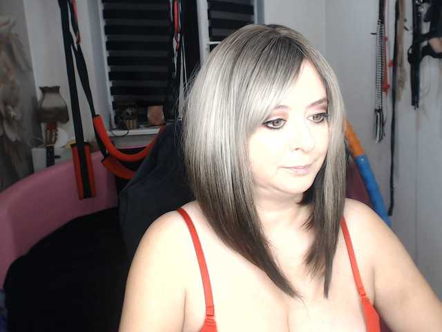 missGODDESS live webcam show
