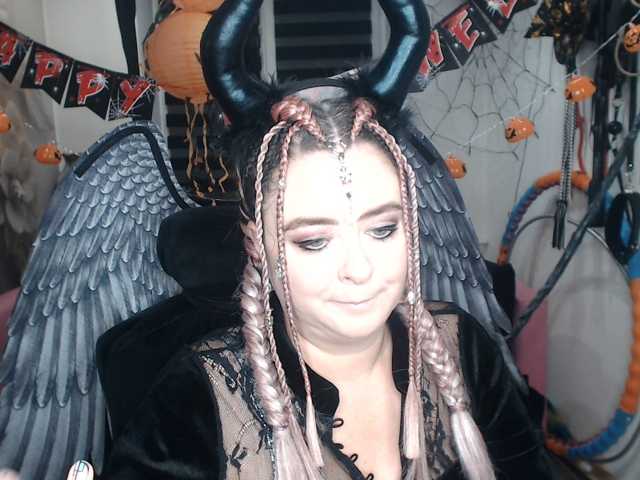 missGODDESS live cam on BongaCams