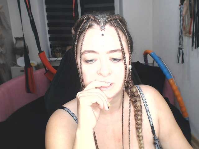 missGODDESS live cam on BongaCams