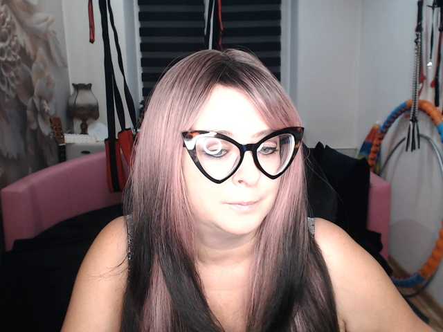 missGODDESS live cam on BongaCams