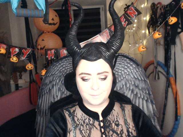 missGODDESS live cam on BongaCams
