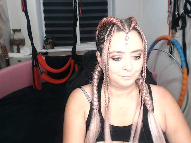 missGODDESS live cam on BongaCams