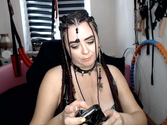 missGODDESS live cam on BongaCams