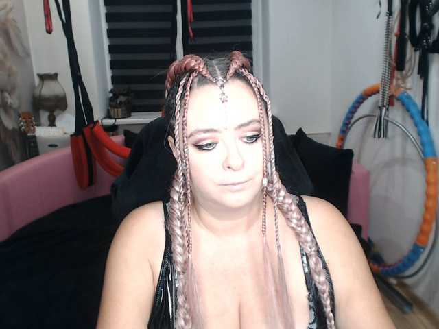 missGODDESS live cam preview