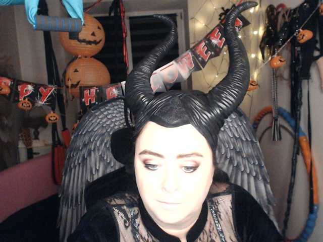missGODDESS live cam on BongaCams