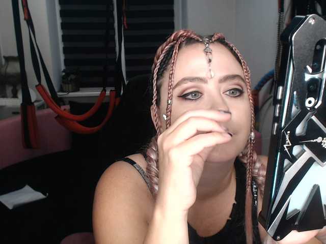 missGODDESS live cam preview