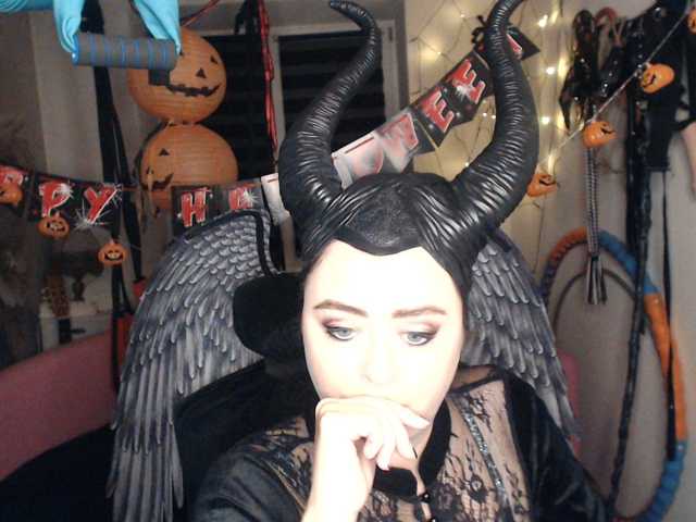 missGODDESS live cam on BongaCams