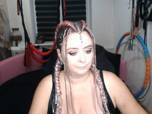 missGODDESS, en vivo ahora en BongaCams