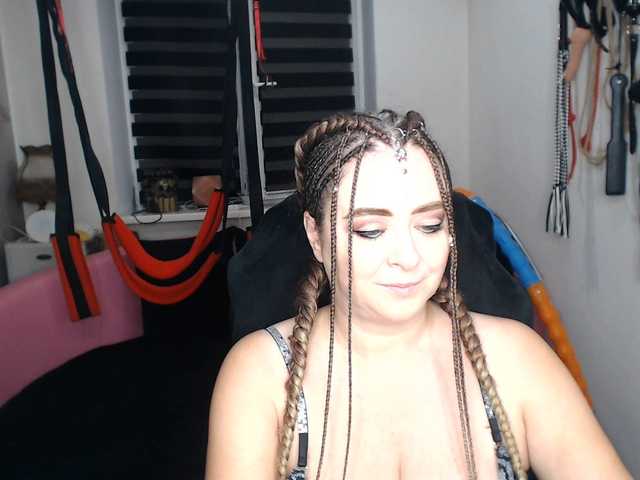 missGODDESS live cam on BongaCams
