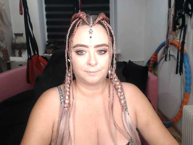 missGODDESS live cam preview