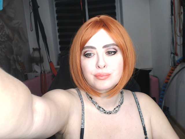  missGODDESS chat room