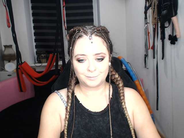 missGODDESS live webcam show