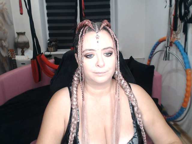 missGODDESS live cam preview