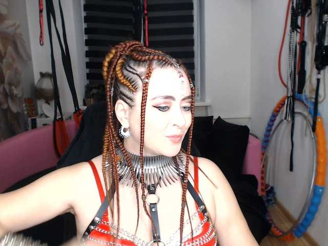 missGODDESS live cam on BongaCams