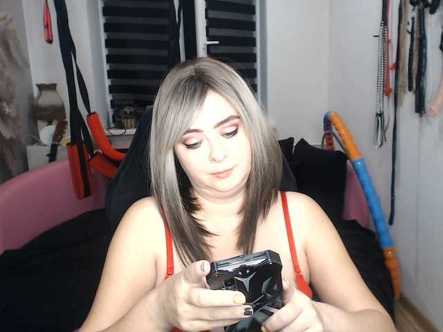missGODDESS live webcam show