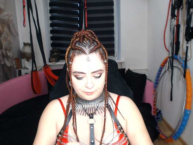 missGODDESS live cam on BongaCams