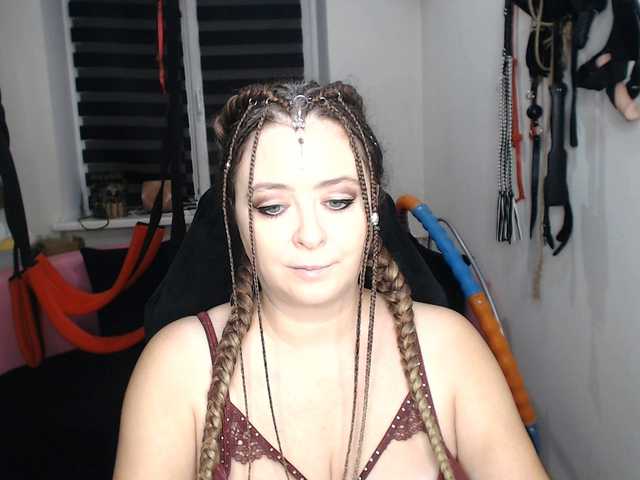 missGODDESS live cam on BongaCams