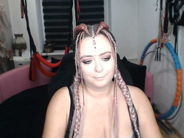 missGODDESS live cam on BongaCams