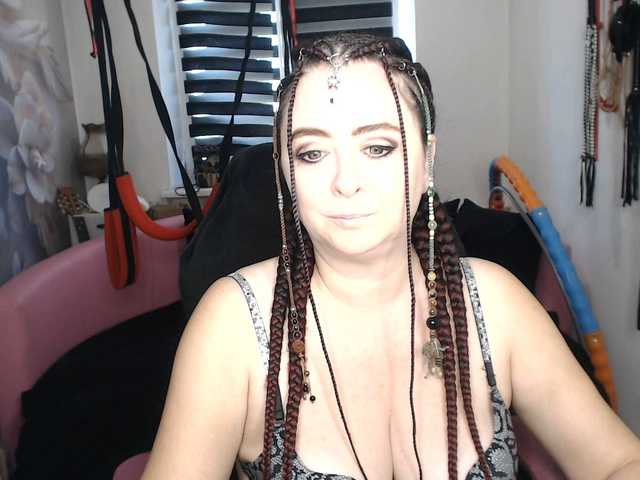 missGODDESS live cam on BongaCams