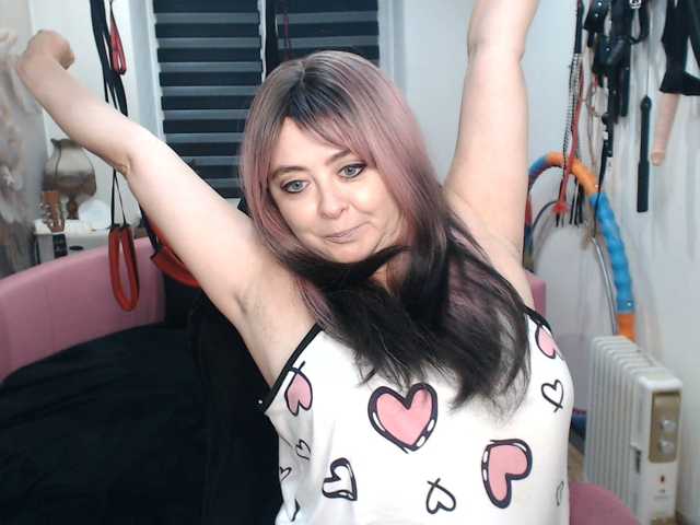 missGODDESS live cam on BongaCams