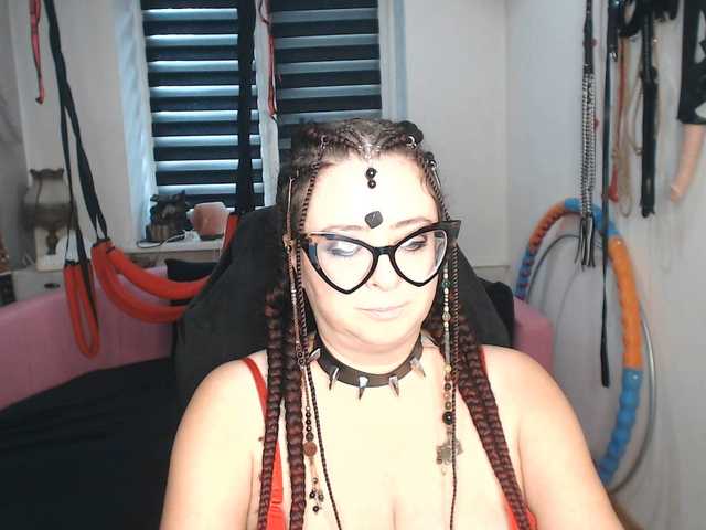 missGODDESS live cam on BongaCams