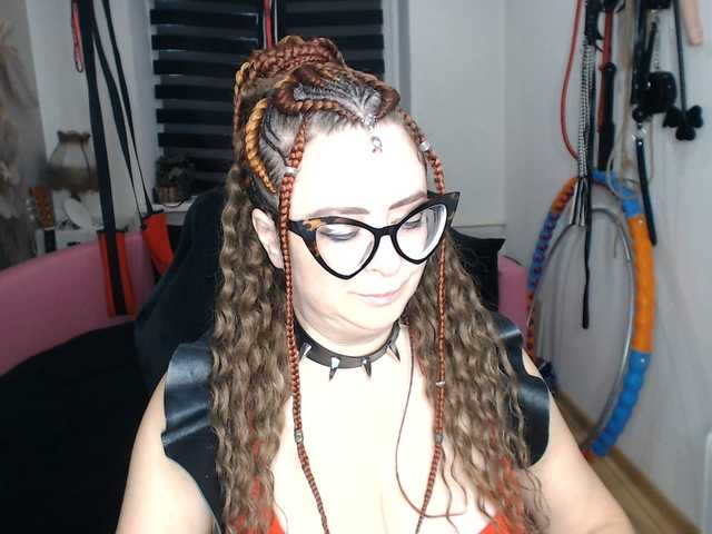 missGODDESS live cam on BongaCams