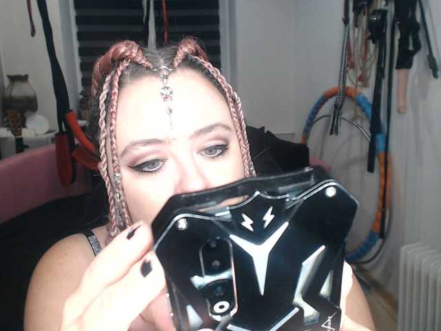missGODDESS live cam on BongaCams